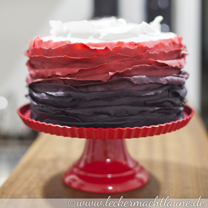 130103_feuerpfeiltorte_19 Ombre Torte – Making of