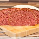Rote Beete-Walnuss-Brot auf der Bread & Cake Backplatte {gesponserter beitrag}