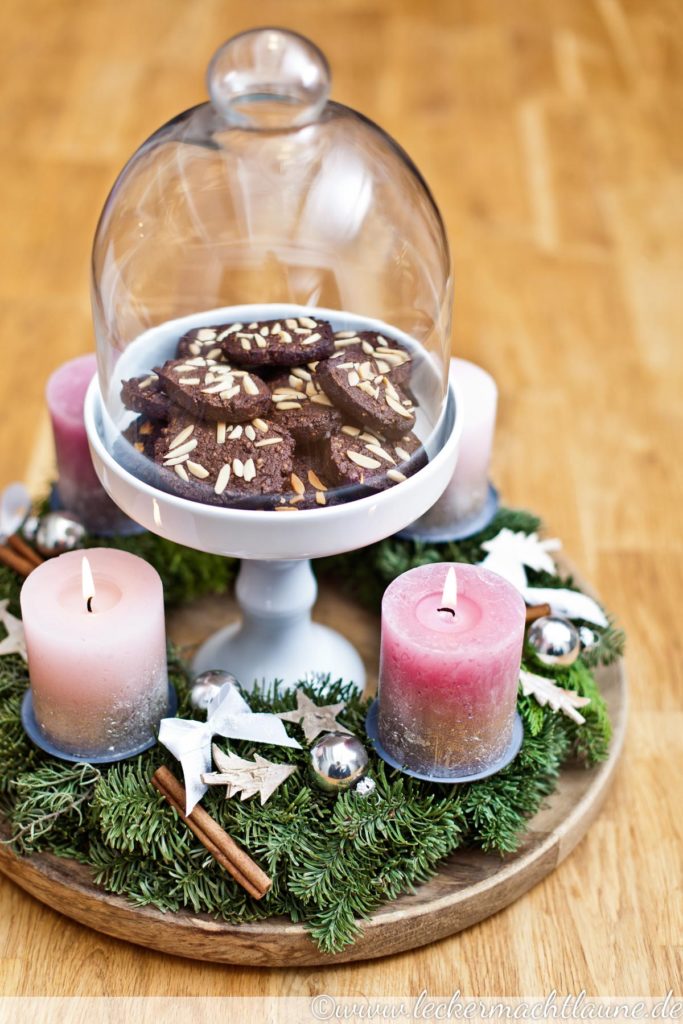 Schoko-Kokos-Plätzchen mit Mandeln