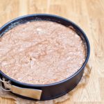 Schoko-Kokos-Kuchen mit karamellisierten Bananen
