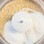 Weißer Schoko-Mandel-Aufstrich mit Kokos