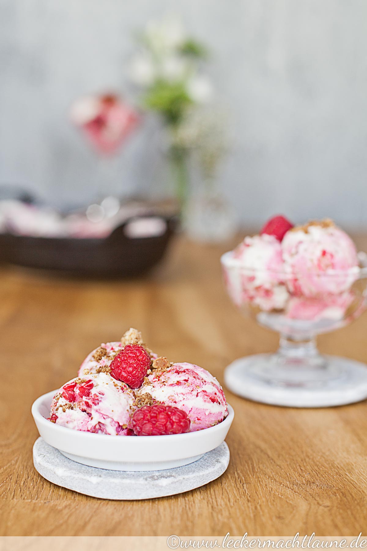 Himbeer-Swirl-Eis