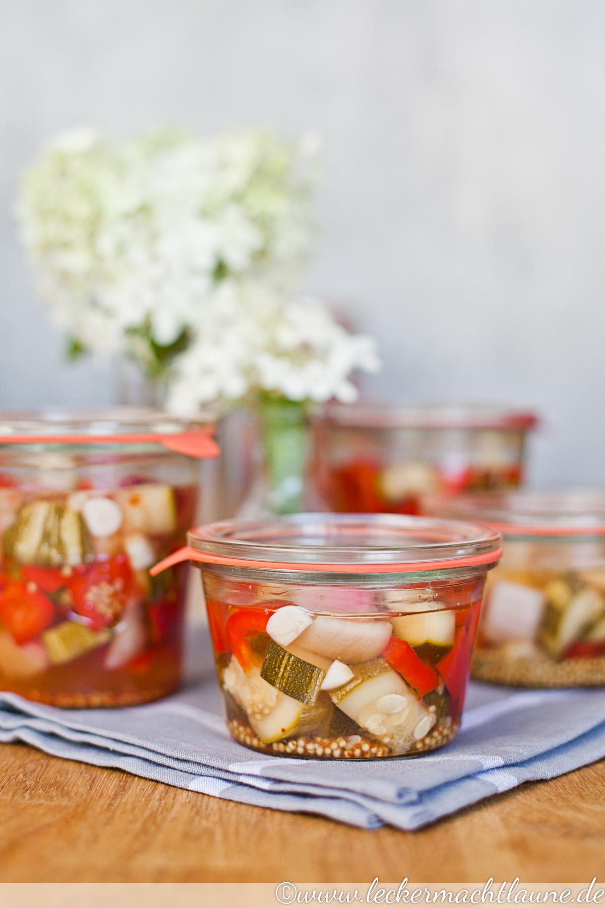 Paprika-Zucchini-Pickles