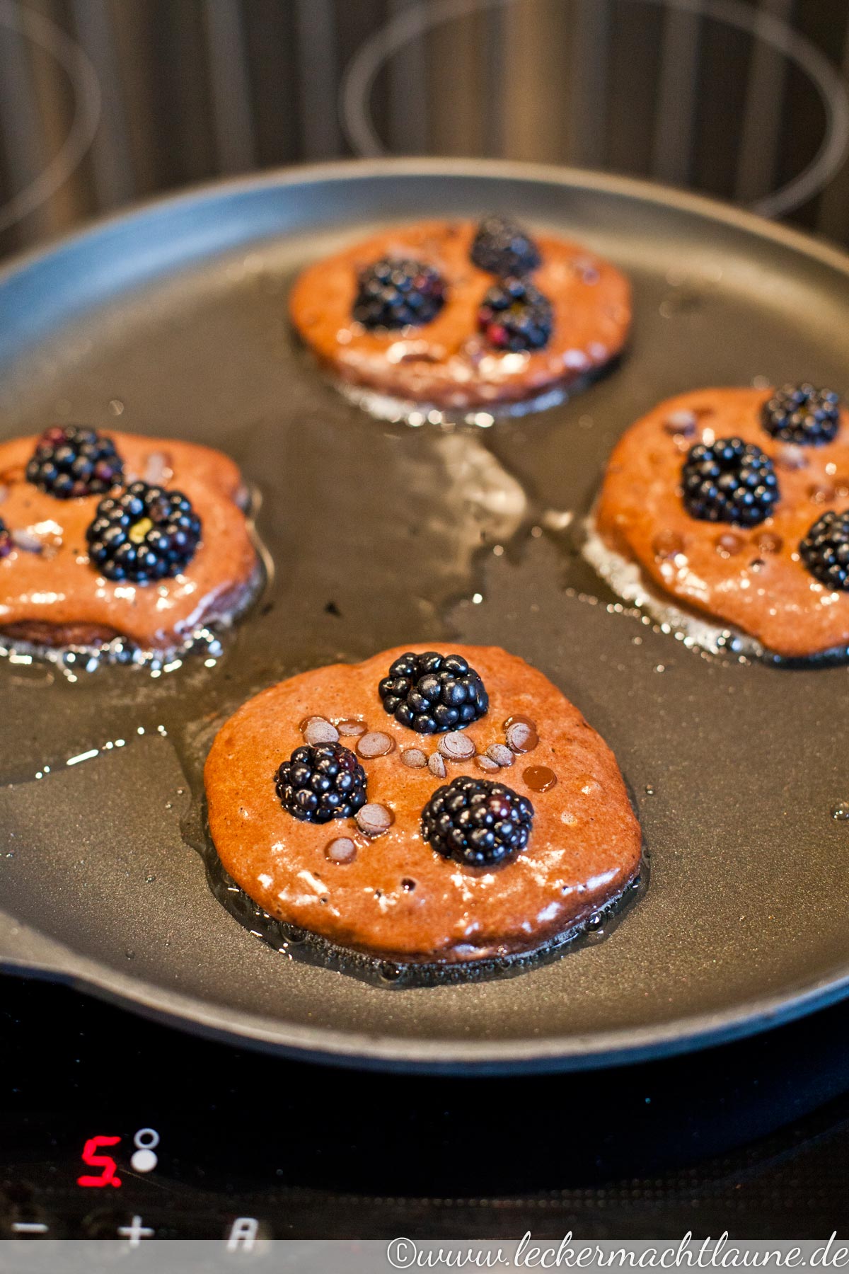 Brombeer-Schoko-Pancakes