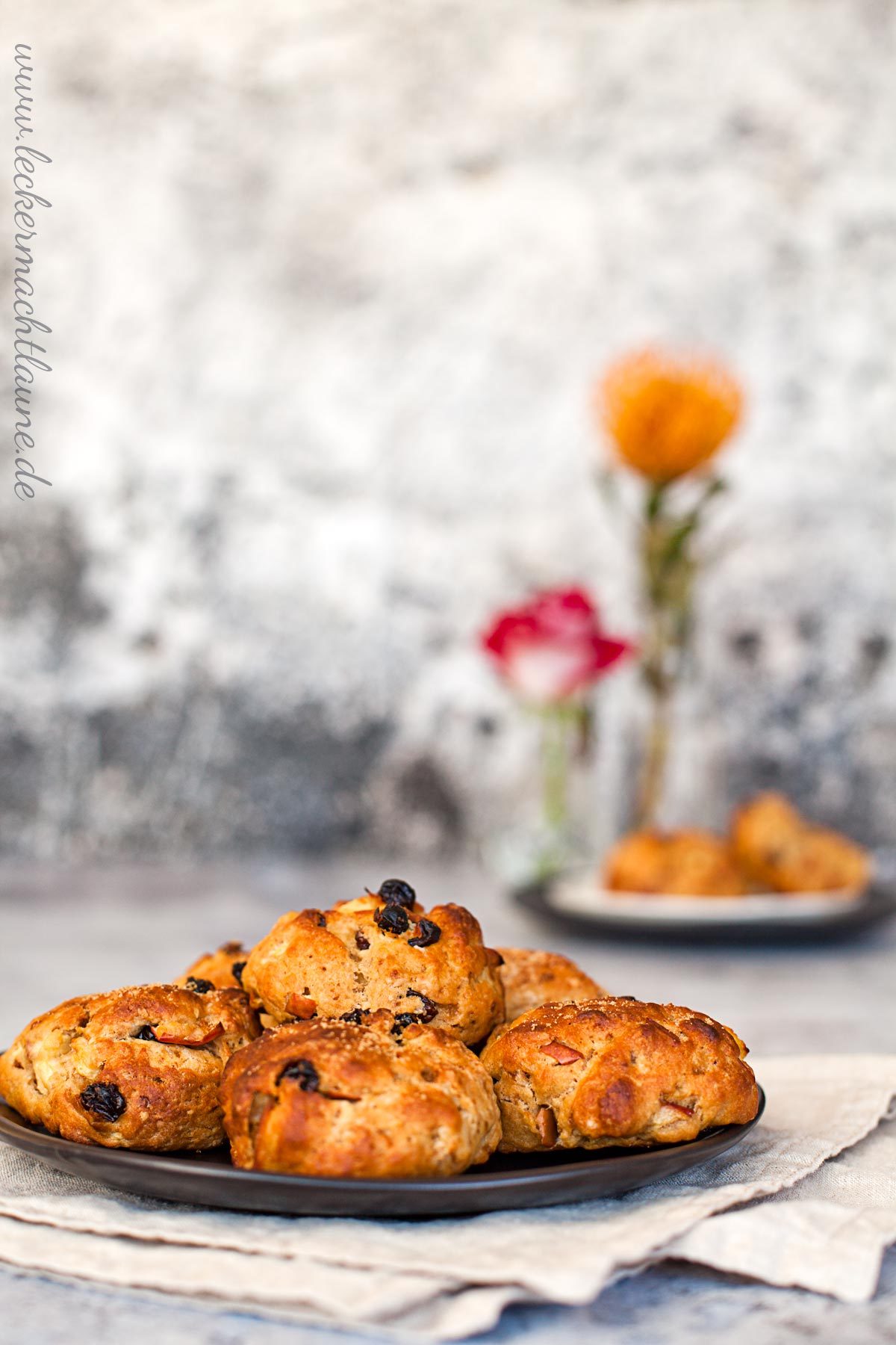 Apfel-Quark-Taler mit Rosinen