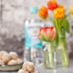 Mandel-Kokos-Bällchen {Projekt Wasserwoche von Gerolsteiner} Mandel-Kokos-Bällchen