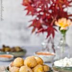 Kanarische Salzkartoffeln mit zweierlei Dips {papas arrugadas}