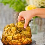 Monkey Bread mit Kräuterpesto {frisch aus dem ofen}