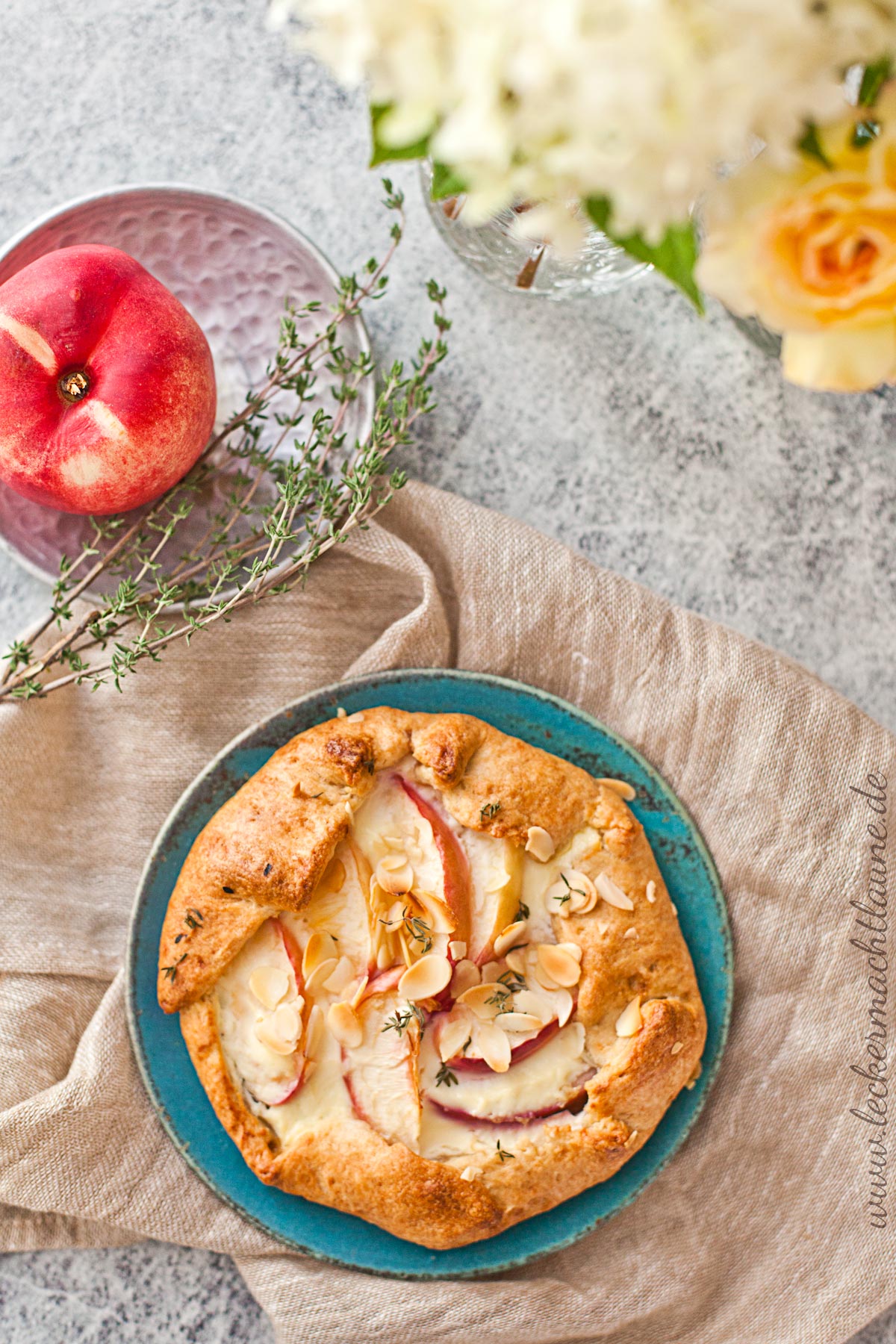 Nektarinen-Ricotta-Galette