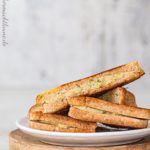 Gebratene Sandwiches mit Garnelenfarce