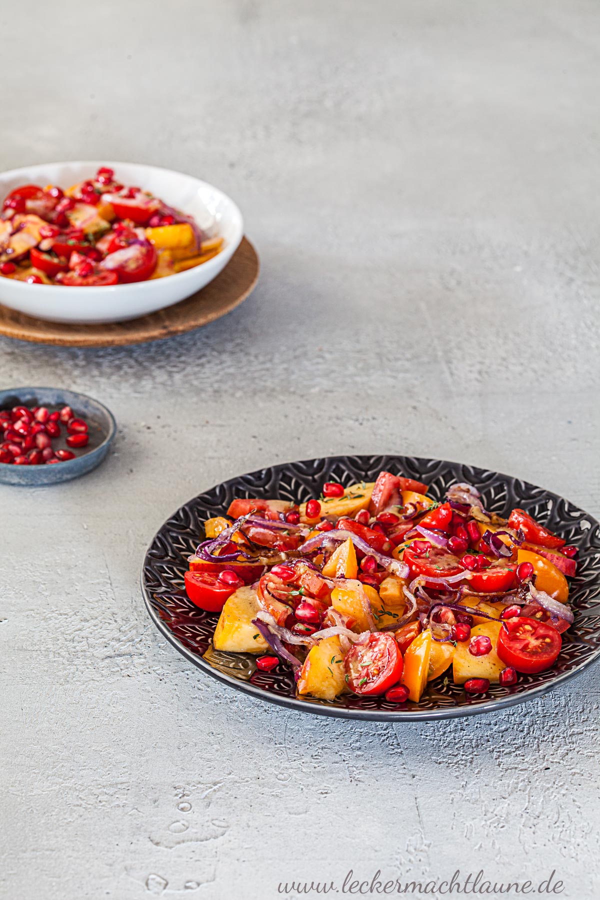 Tomaten-Nektarinen-Salat